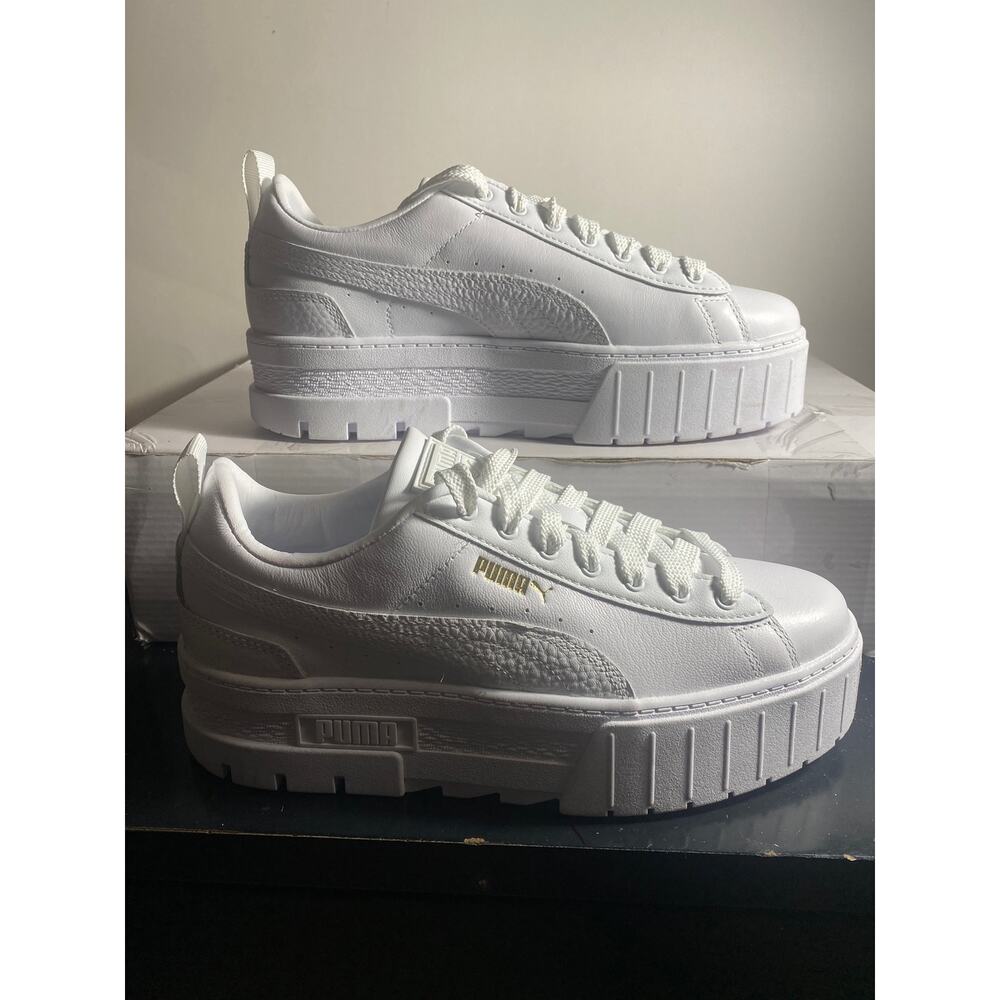Like New! Puma Mayze Classic 384209-01 White Sneakers, Size 9.5